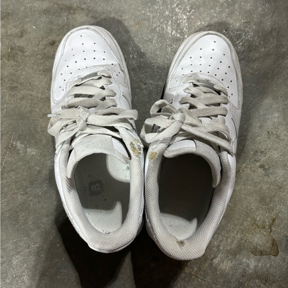 White Af1 - image 1